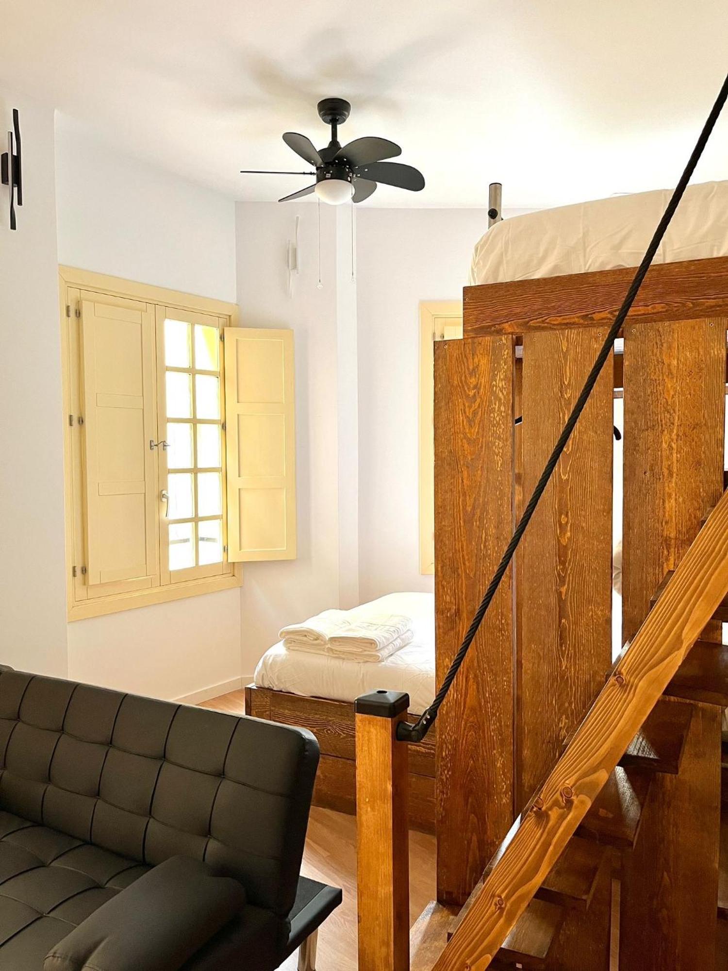 Luxury Apartments Chinitas 11 マラガ エクステリア 写真